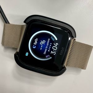 Fitbit Versa Smartwatch